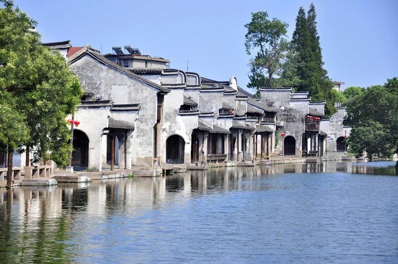 逃离海岛村